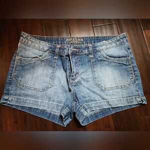 Arizona Jean Co women's jean shorts size 13
